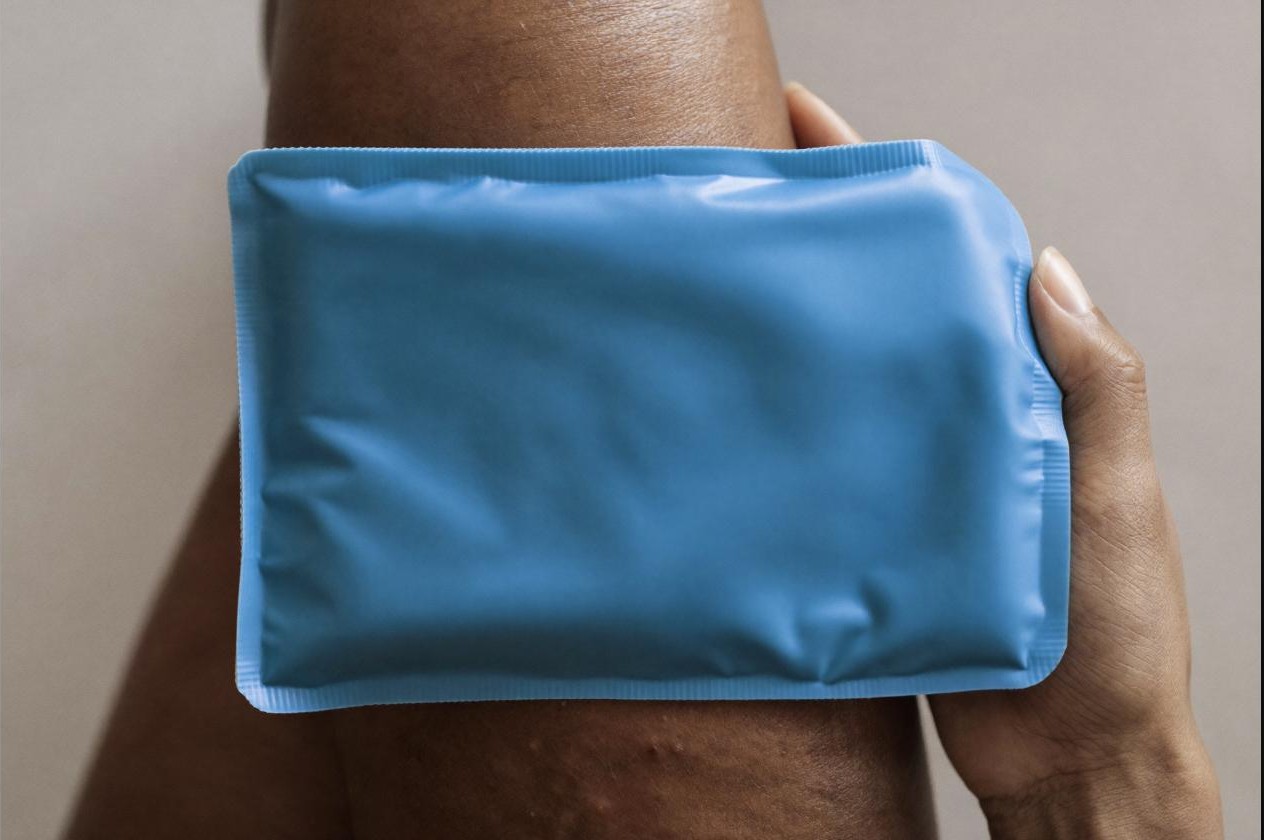 Ice pack and hot water bottle for contrast recovery therapy